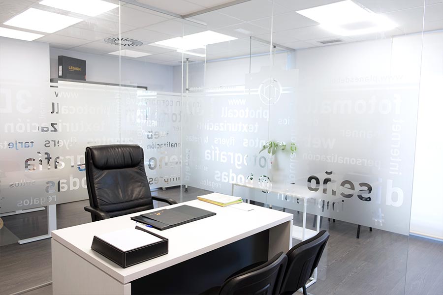 Rotulación oficinas al ácido